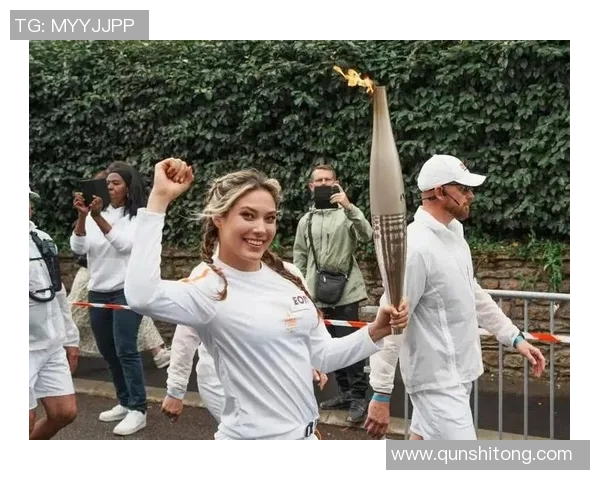 奥运火炬传递中的那些难忘瞬间与背后的趣味故事 奥运火炬传递中的那些难忘瞬间与背后的趣味故事